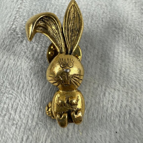 Vintage Gold-Tone Bunny Rabbit Lapel Pin Brooch Tie Tack Easter Holiday - Picture 2 of 16